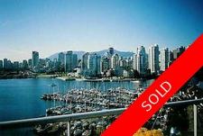 False Creek Condo for sale:  2 bedroom 1,000 sq.ft. (Listed 2007-02-28)